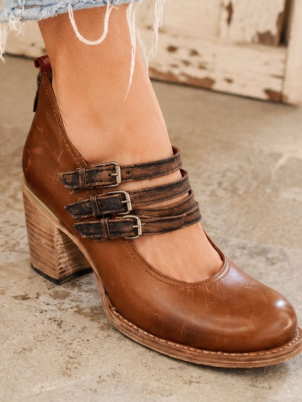 FREEBIRD by Steven Ramsay Brown Leather Buckle Heels Size 10